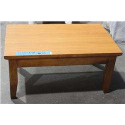 NATURAL WOOD COFFEE TABLE