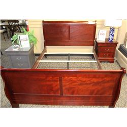 CHERRY BRYLEE DOUBLE SLEIGH BED