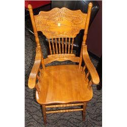 LOT OF 5 MILAS MEDIUM OAK ARM CHAIRS