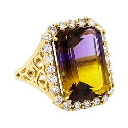 15.20 ctw Ametrine And Diamond Ring - 14KT Yellow Gold