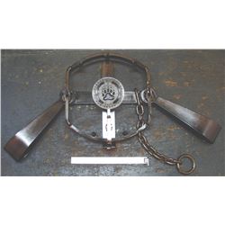 FULL-SIZE REPLICA BEAR TRAP
