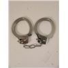 Image 1 : The Last Stand Ray Owens (Arnold Schwarzenegger) Handcuffs Movie Props