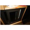 Image 3 : 2 Panel Window in Wood Frame