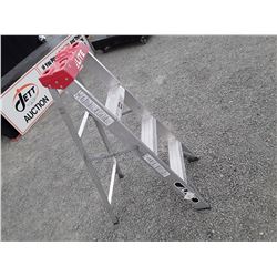 4 Foot Lite Aluminum Step Ladder