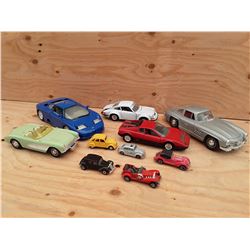 5 Small Cars, 2 1/18 Diecast cars, 2 1/24 Diesacat Cars 1 Corvette Car