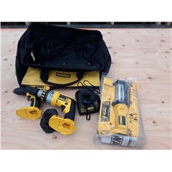Dewalt 14.4 Light hammer drill & Drill with Battery & Charger
