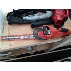 445- Black and decker hedge trimmer