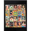 Image 1 : VINTAGE BASEBALL TRADING CARD LOT