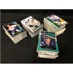 200 HOCKEY TRADING CARDS LOT (ALL ROOKIES...)