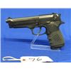 Image 2 : Beretta 92FS Handgun