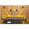 Image 1 : Apple Archery Easy Press Bow Stand