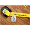 Image 2 : Apple Archery Easy Press Bow Stand