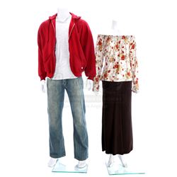 Nate Fisher (Peter Krause) and Lisa Kimmel Fisher's (Lili Taylor) Ensembles and Props - SIX FEET UND