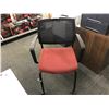 Image 2 : RED MESH BACK CLIENT CHAIR