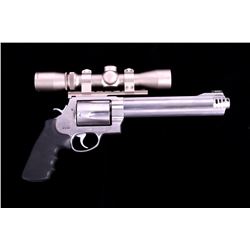 Smith & Wesson 460 XVR Double Action Revolver