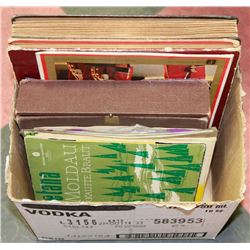 BOX OF VINTAGE PHONOGRAPH RECORDS