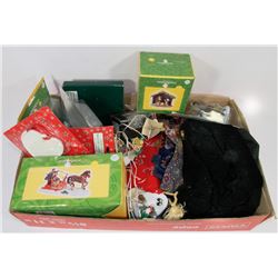 LOT OF NEW CHRISTMAS DECORATIONS