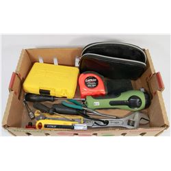 FLAT OF ASSORTED TOOLS INCLUDING TAPE MEASURES,