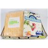 Image 1 : FLAT OF ASSORTED TABLE CLOTHS