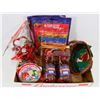 Image 1 : LOT OF ASSORTED CHRISTMAS DECORATIONS AND ITEMS