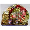 Image 1 : LOT OF ASSORTED CHRISTMAS DECORATIONS AND ITEMS
