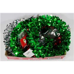 LOT OF ASSORTED CHRISTMAS DECORATIONS AND ITEMS