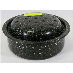 ROUND ENAMEL ROASTER
