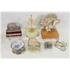 Image 1 : FLAT OF 6 MUSIC BOXES