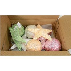 NEW HOLIDAY MEMORIES CHRISTMAS ORNAMENTS