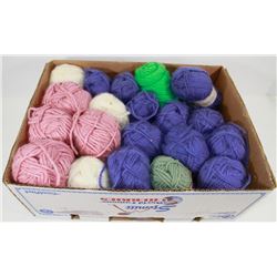 FLAT OF ASSORTED YARNS