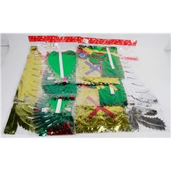BUNDLE OF CHRISTMAS DECORATIONS