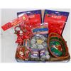 Image 1 : FLAT OF CHRISTMAS DECORATIONS AND COOKIE CUTTERS