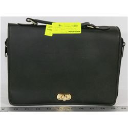 SHOULDER STRAP LEATHER PURSE