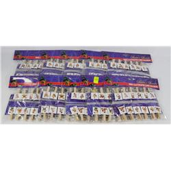 BUNDLE OF CHRISTMAS MINI CLOTHESPIN CARD HOLDERS