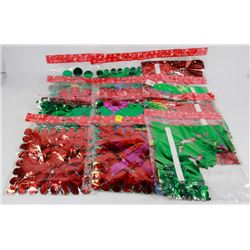 BUNDLE OF CHRISTMAS DECORATIONS