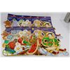 Image 1 : LOT OF 10 ASSORTED CHRISTMAS WINDOW CLINGS