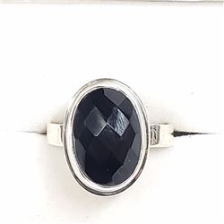 71) STERLING SILVER ONYX RING