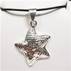 82) STERLING SILVER STAR FISH PENDANT NECKLACE