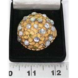 VINTAGE ESTATE BROOCH IN HONEY COMB STYLE