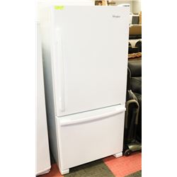 WHIRLPOOL BOTTOM MOUNT FREEZER WHITE.
