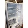 Image 2 : WHIRLPOOL BOTTOM MOUNT FREEZER WHITE.