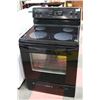 Image 1 : FRIGIDAIRE 4 BURNER FLAT TOP BLACK STOVE.