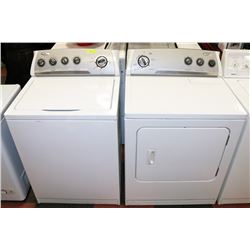 WHIRLPOOL TOP LOAD WASHER FRONT LOAD DRYER SET