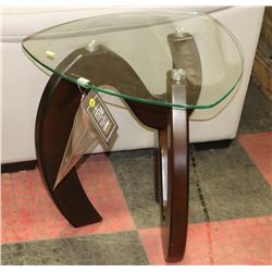 WOOD AND GLASS END TABLE