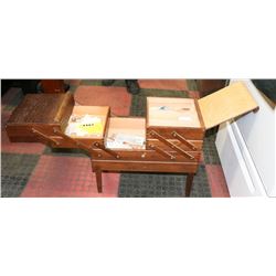 VINTAGE ACCORDIAN STYLE SEWING BASKET