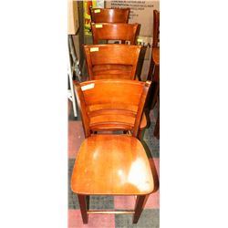 4 WOOD BAR HEIGHT STOOLS
