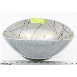 PEARLESCENT UNDER TONED GREY DECORATIVE BOWL.