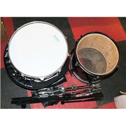 LOT OF 2 DRUMS