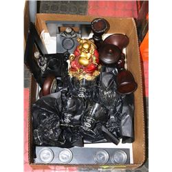 BOX W/PINWHEEL CRYSTAL GLASSWARE &