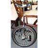 Image 1 : UNICYCLE